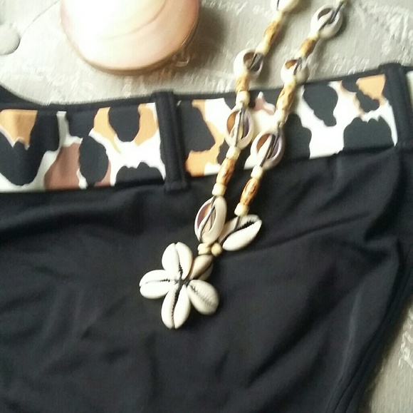 👄 2 Victoria Secret Bikini Sets - Picture 2 of 8